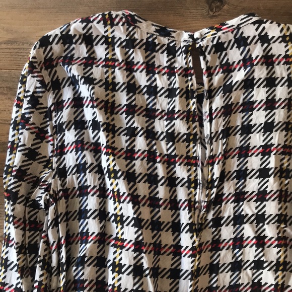 Equipment Femme 100% Silk Shirt Dress, Houndstooth, flare sleeves. - Picture 3 of 5